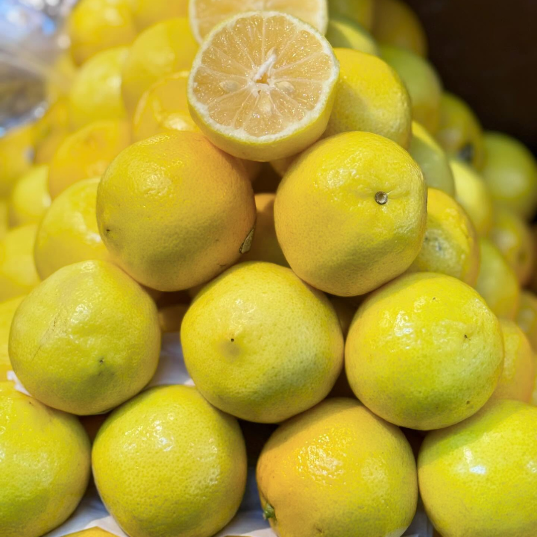 Sweet Lime Tree (Mitha Nimboo)